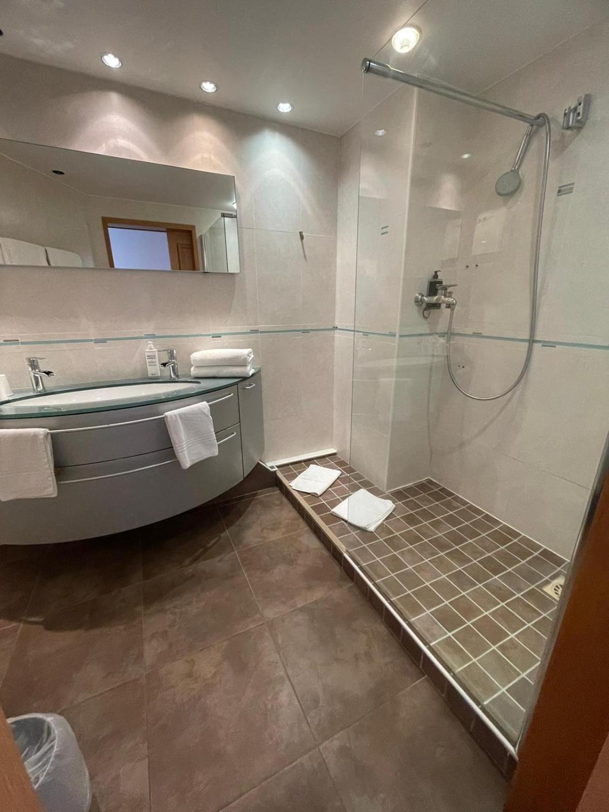 Ibis Styles Bethune Bruay La Buissiere Zewnętrze zdjęcie